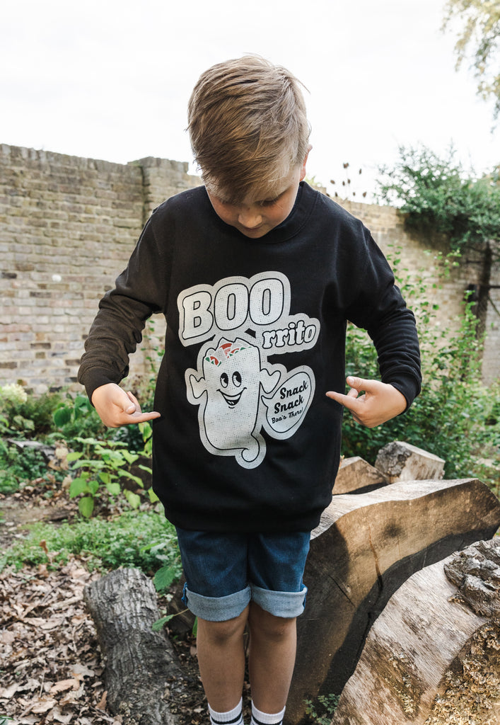Childrens vintage style halloween outfit