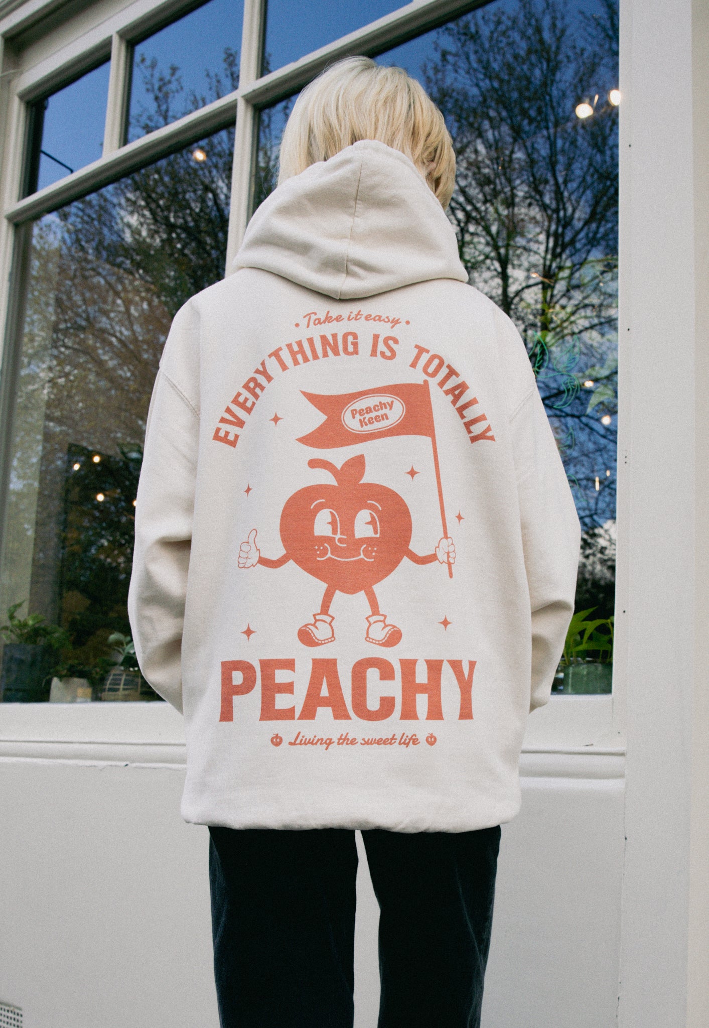 Everything Is Peachy Graphic Hoodie in Vanilla
