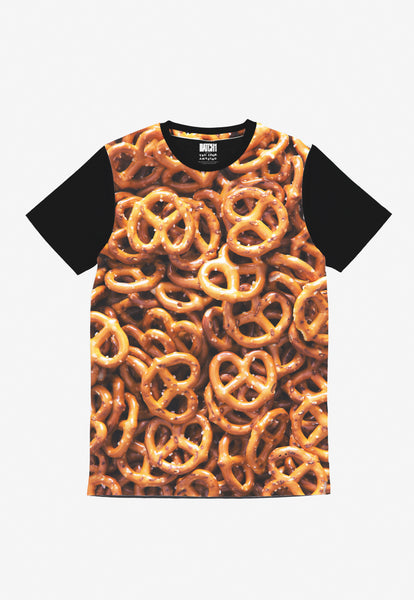Pretzel all over photo print t-shirt with black sleeves