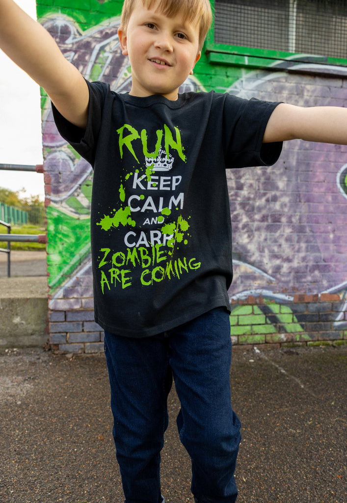 Keep Calm Run Zombies Boys' Halloween T-Shirt – Batch1
