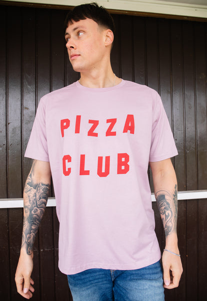 Model wears pizza typography slogan tshirt