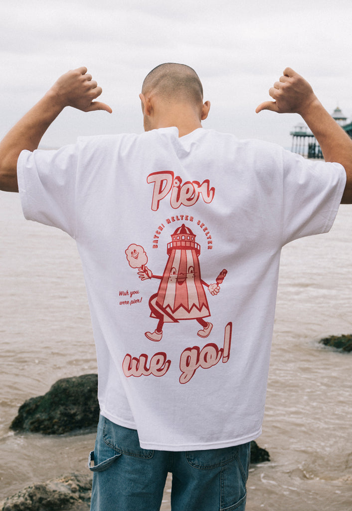 Vores firma træt ly Pier We Go Seaside Slogan T-Shirt With Back Print In White – Batch1